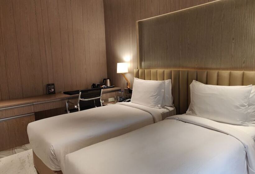 Economy-huone, Vividus