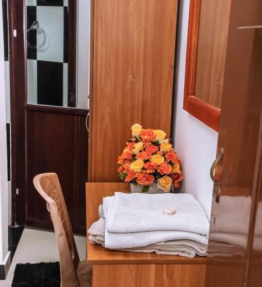 اتاق استاندارد یک نفره, Golden Star Guest House