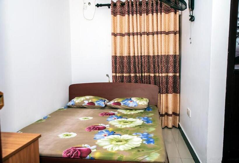 اتاق استاندارد با تخت بزرگ, Golden Star Guest House