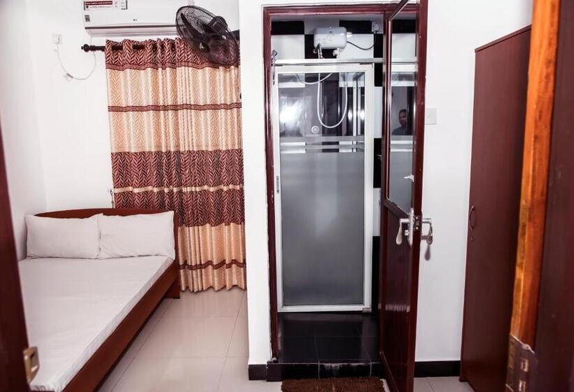 اتاق استاندارد, Golden Star Guest House