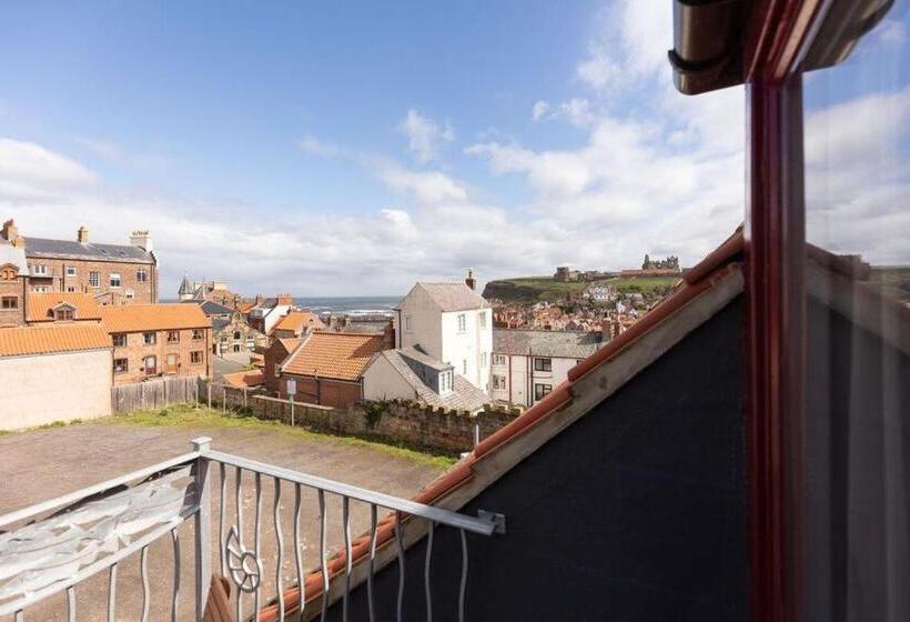 バルコニー付きスタンダードルーム, Silver Street Suites