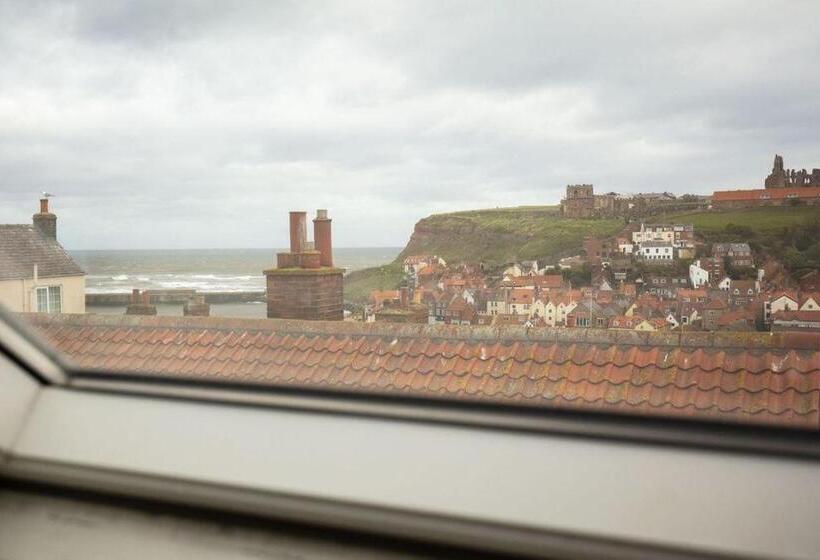 バルコニー付きスタンダードルーム, Silver Street Suites