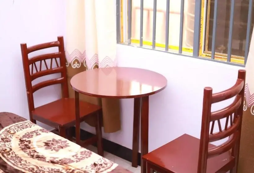 اتاق استاندارد با سرویس بهداشتی مشترک, Seral Luxury Bungalow