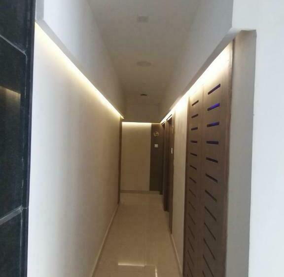 디럭스 룸, Grand Elegant