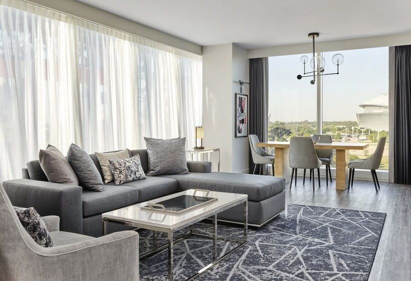 高级套房, Live! By Loews Arlington Tx