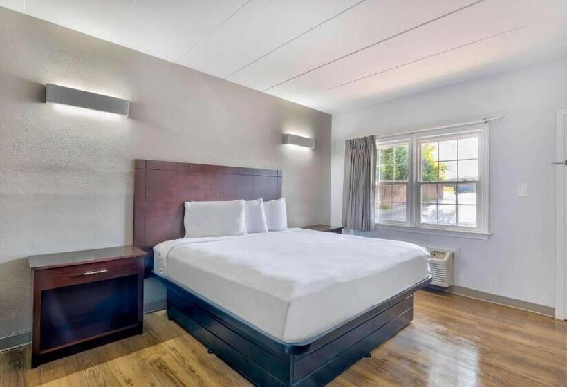 스탠다드 룸 킹사이즈 침대, Motel 6falls Church, Va  Arlington Boulevard