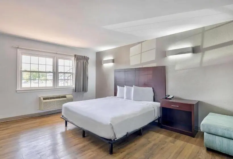 キングサイズベッドのスタンダードルーム, Motel 6falls Church, Va  Arlington Boulevard