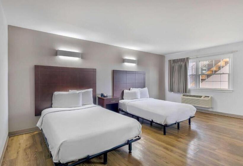 Четырехместный Номер Стандарт, Motel 6falls Church, Va  Arlington Boulevard