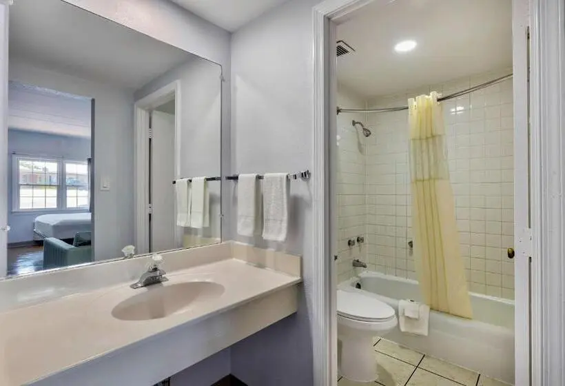 デラックススイート, Motel 6falls Church, Va  Arlington Boulevard