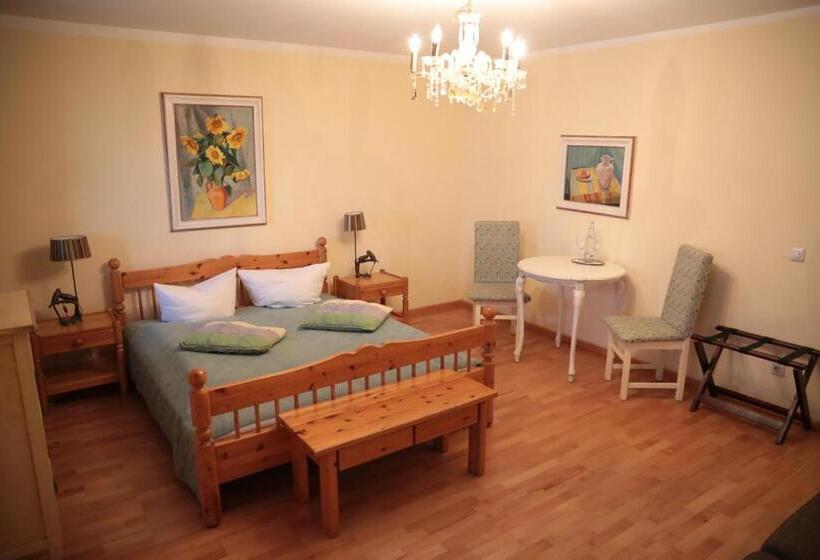 غرفة قياسية مزوَّدة بشُرفة, Seewirt Ecking