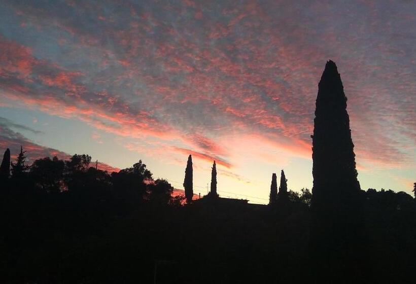 Номер Стандарт Вид на Горы, Onar Corfu Aparts & Studios