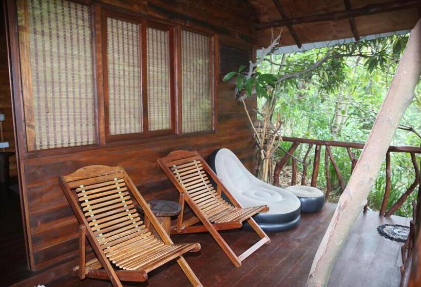 Семейный Номер Вид на Горы, Jungle Face Inn