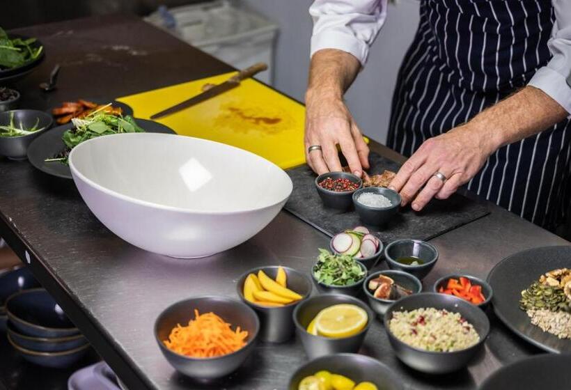 带大床的标准间, Elite Athlete Centre And