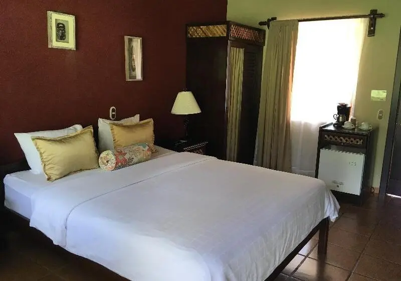 キングサイズベッドのスタンダードルーム, Super 8 By Wyndham St. Louis North