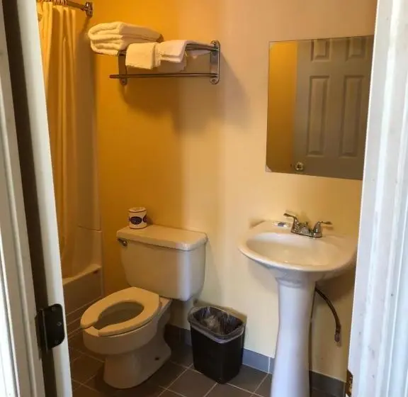 キングサイズベッドのスタンダードルーム, Dogwood Park Inn