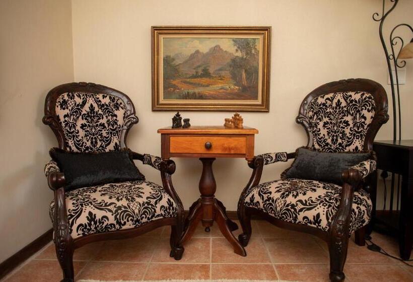 스탠다드 룸, Antiqua Guest House