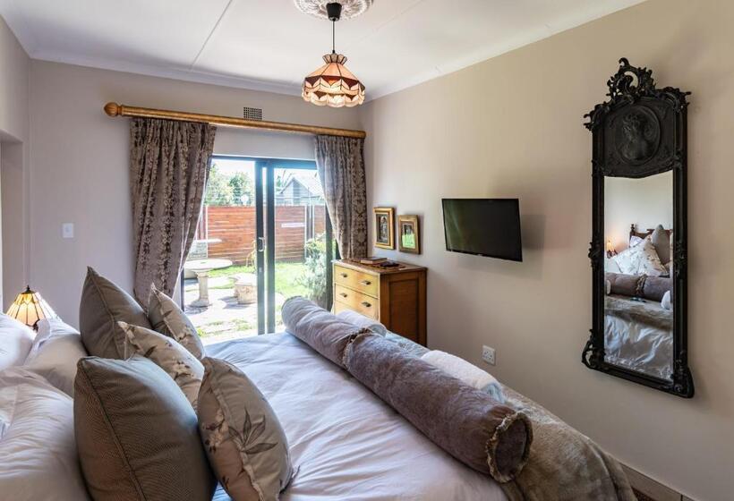 스탠다드 룸, Antiqua Guest House