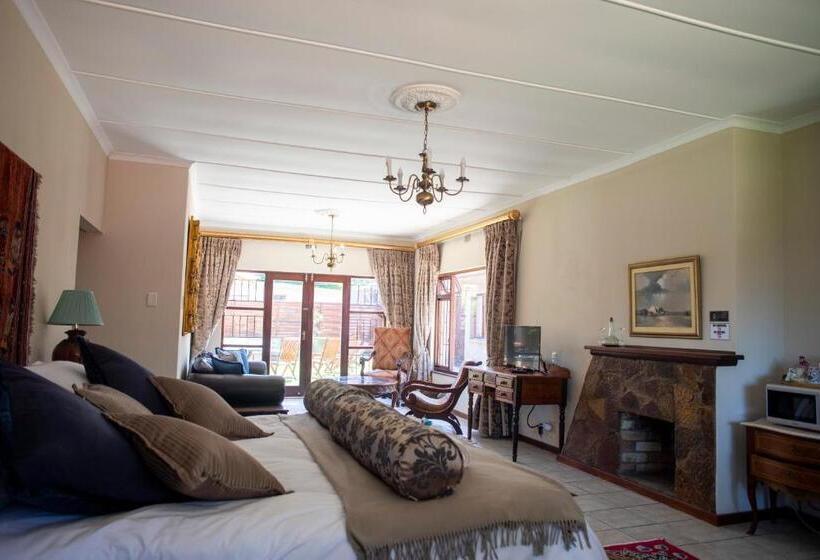 패밀리 룸, Antiqua Guest House