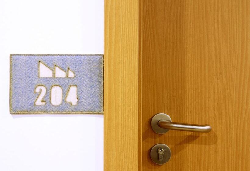 标准间, Da Fábrica