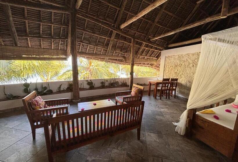 Полулюкс Повышенной Комфортности, Villa Juliana