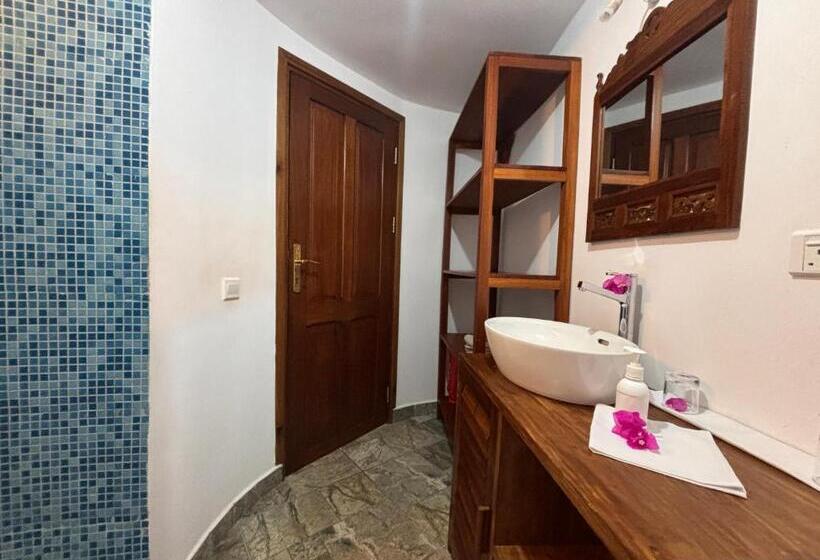 Полулюкс Повышенной Комфортности, Villa Juliana