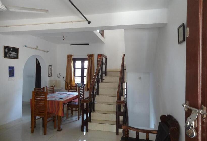 Apartamento 1 Dormitório com Sacada, Montecello