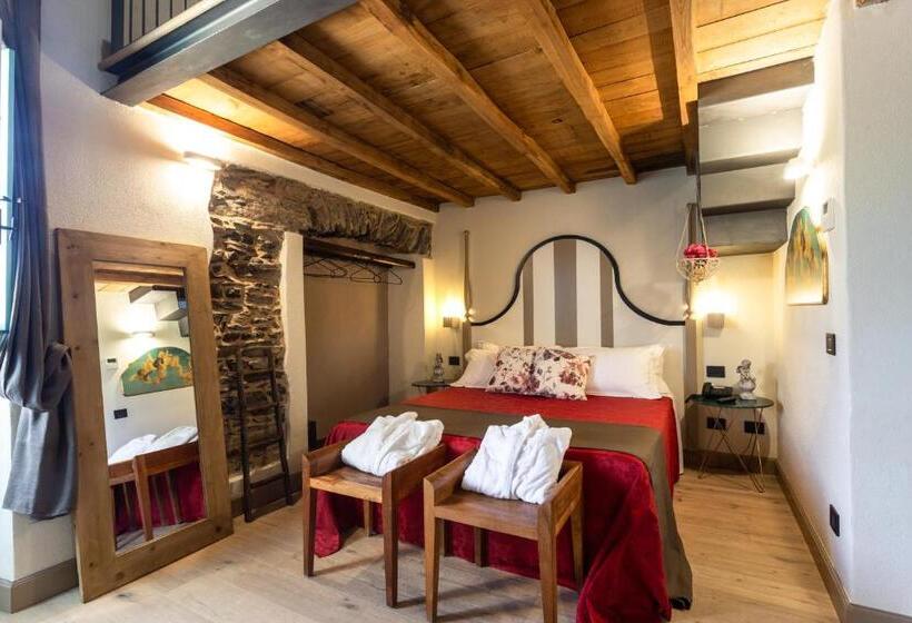 اتاق خانوادگی, Angiolina's Farm