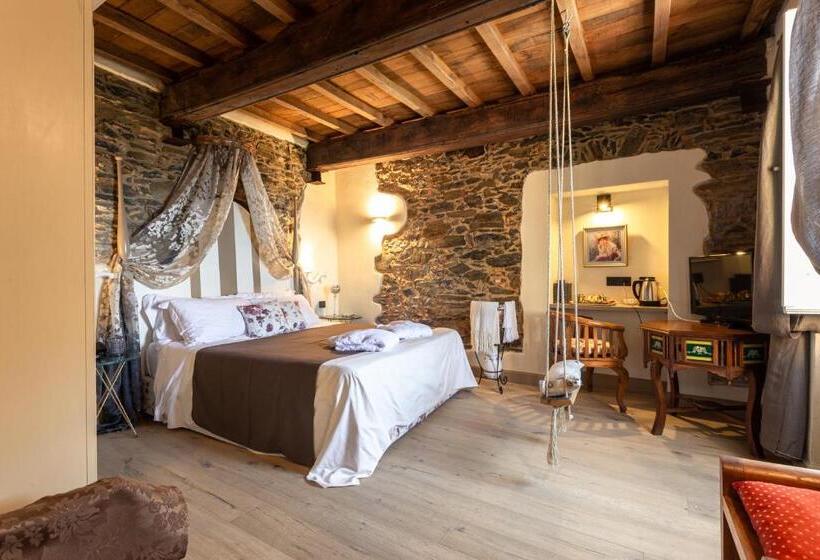 سوییت جونیور با بالکن, Angiolina's Farm