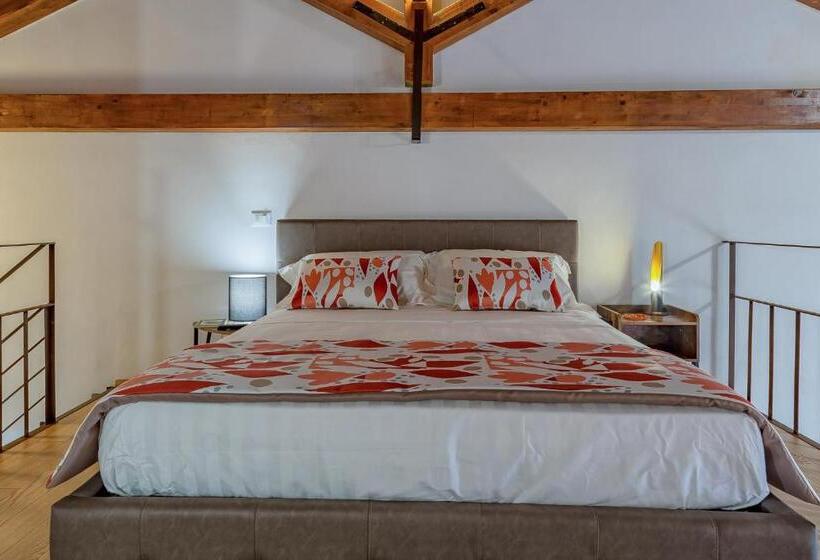 غرفة ديلوكس مطلّة علي البحر, Le Maestranze Deluxe Rooms