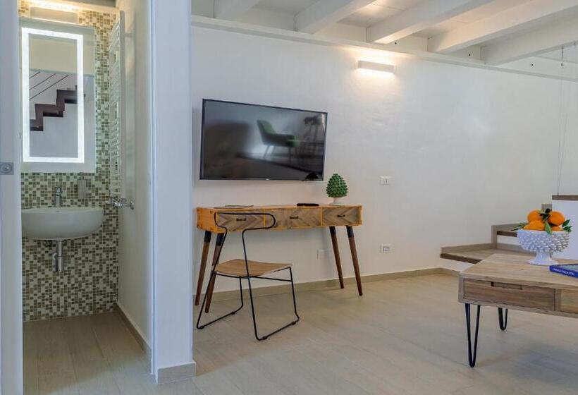 جناح ديلوكس مطل على البحر, Le Maestranze Deluxe Rooms