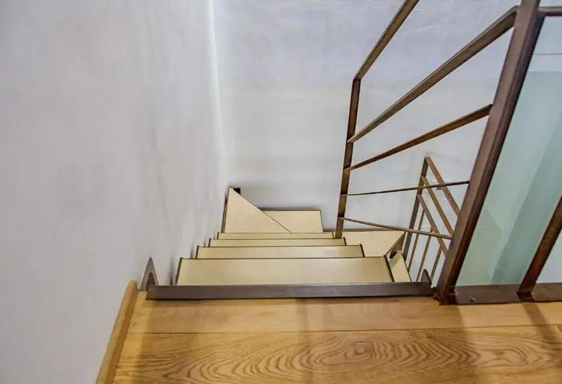 اتاق لوکس با چشم‌انداز دریا, Le Maestranze Deluxe Rooms