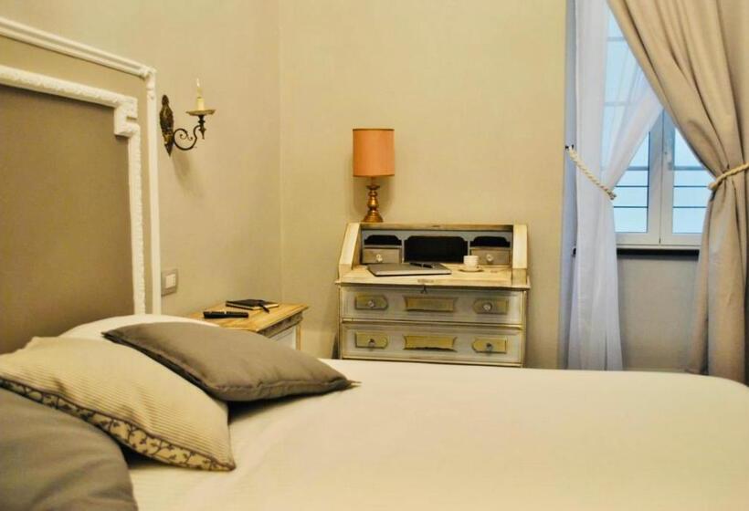 Номер Стандарт Трехместный, Locanda San Tomaso Affittacamere