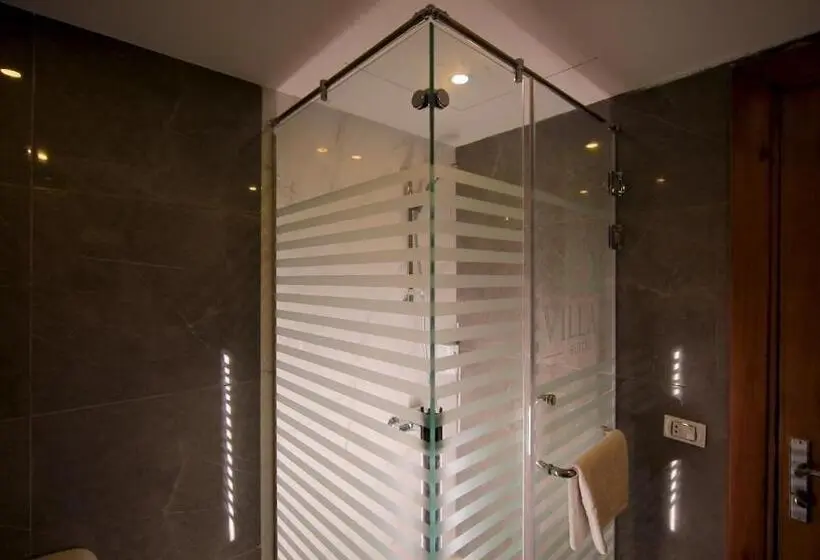 سوئیت جونیور با چشم‌انداز باغ, Villa 14 Suites