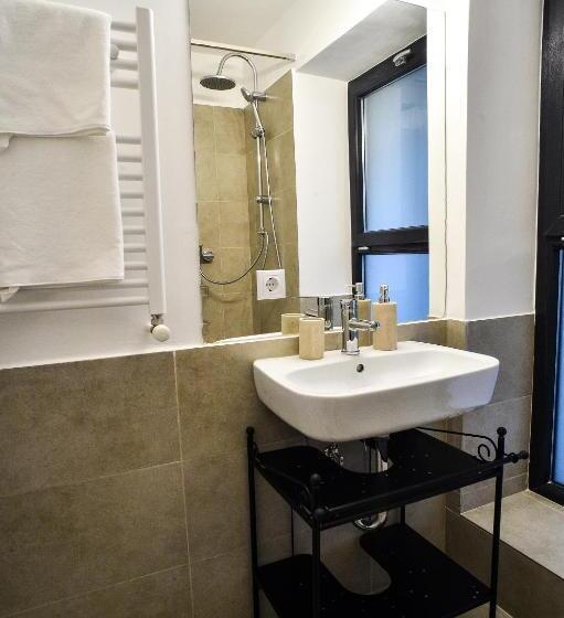 استودیو اجرایی, Heights Accommodation City Center