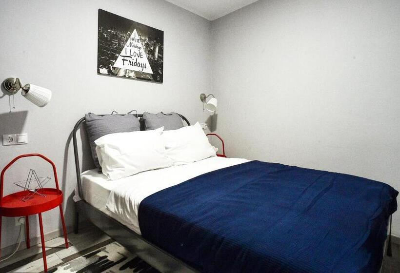 استودیو اجرایی, Heights Accommodation City Center