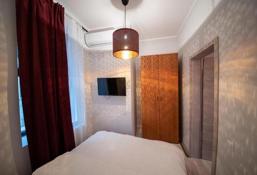 آپارتمان 1 خوابه, Heights Accommodation City Center
