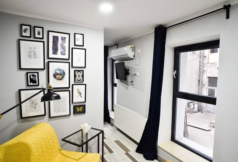 استودیو اجرایی, Heights Accommodation City Center