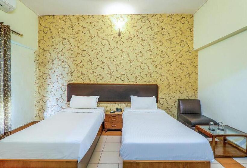 Deluxe Room, Executive