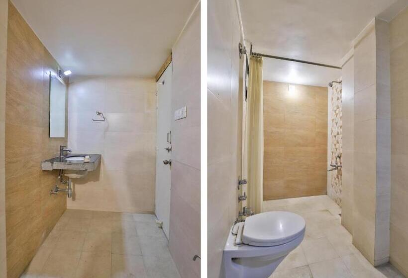 חדר קלאסי לשלושה, Fabexpress Riya Revati Resort