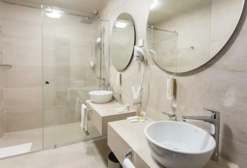 سوییت لوکس, Grand Hedonist