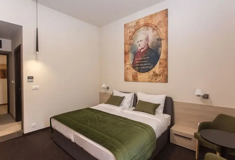 اتاق استاندارد, Grand Hedonist
