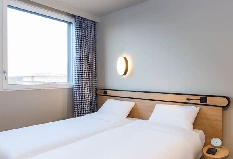 Студия Стандарт, Aparthotel Adagio Access Palaiseau Saclay