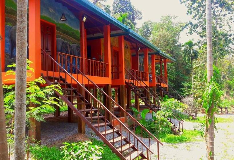 レイクビュースタンダードルーム, Luck Uyana Cabana Pinnawala