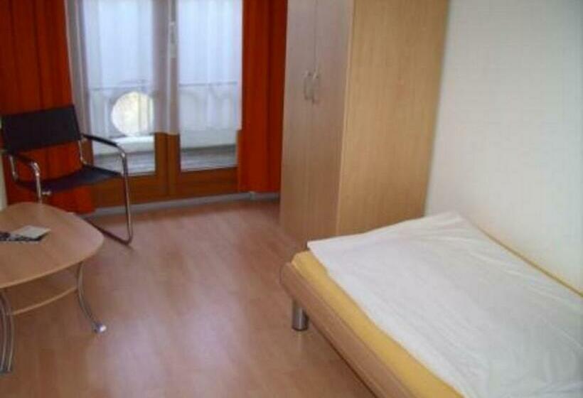 Семейный Номер, Picobello Herberge