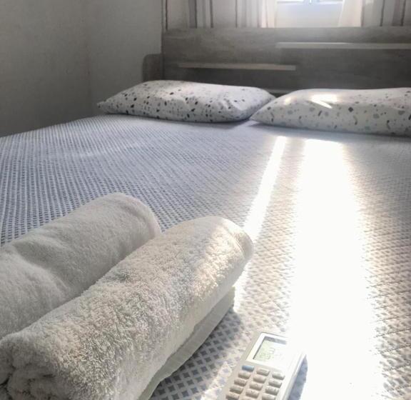 اتاق استاندارد با سرویس بهداشتی مشترک, Casa Dona Vilma