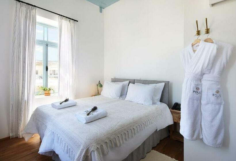 Quarto Estandar, Polis 1907 By Louis Hotels