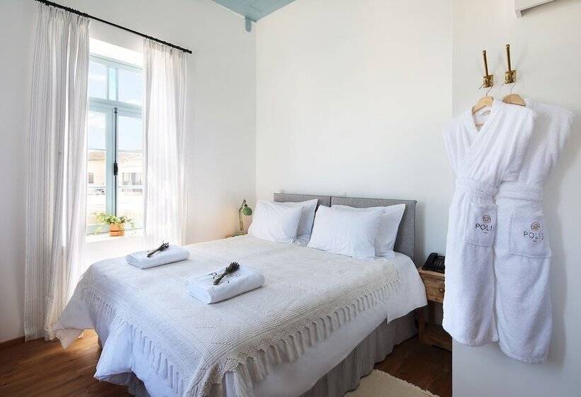 Quarto Estandar, Polis 1907 By Louis Hotels