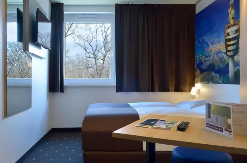 اتاق استاندارد, B&b Hotel Stuttgart Airport/messe