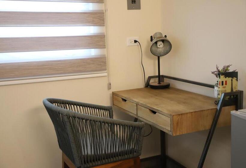 סוויטה דלוקס, Quinta Santa Rosa