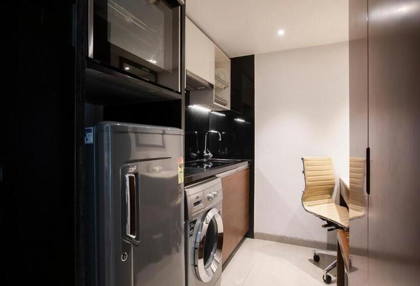 اتاق کلاب, Ramee Techome